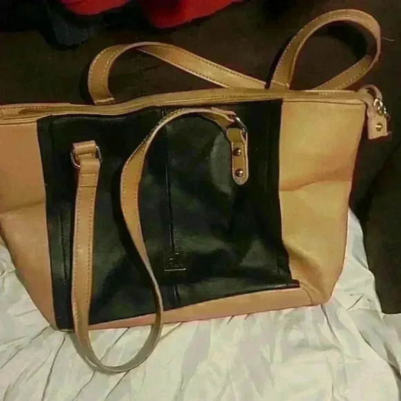 Arielle leather purse - Picture 1 of 3